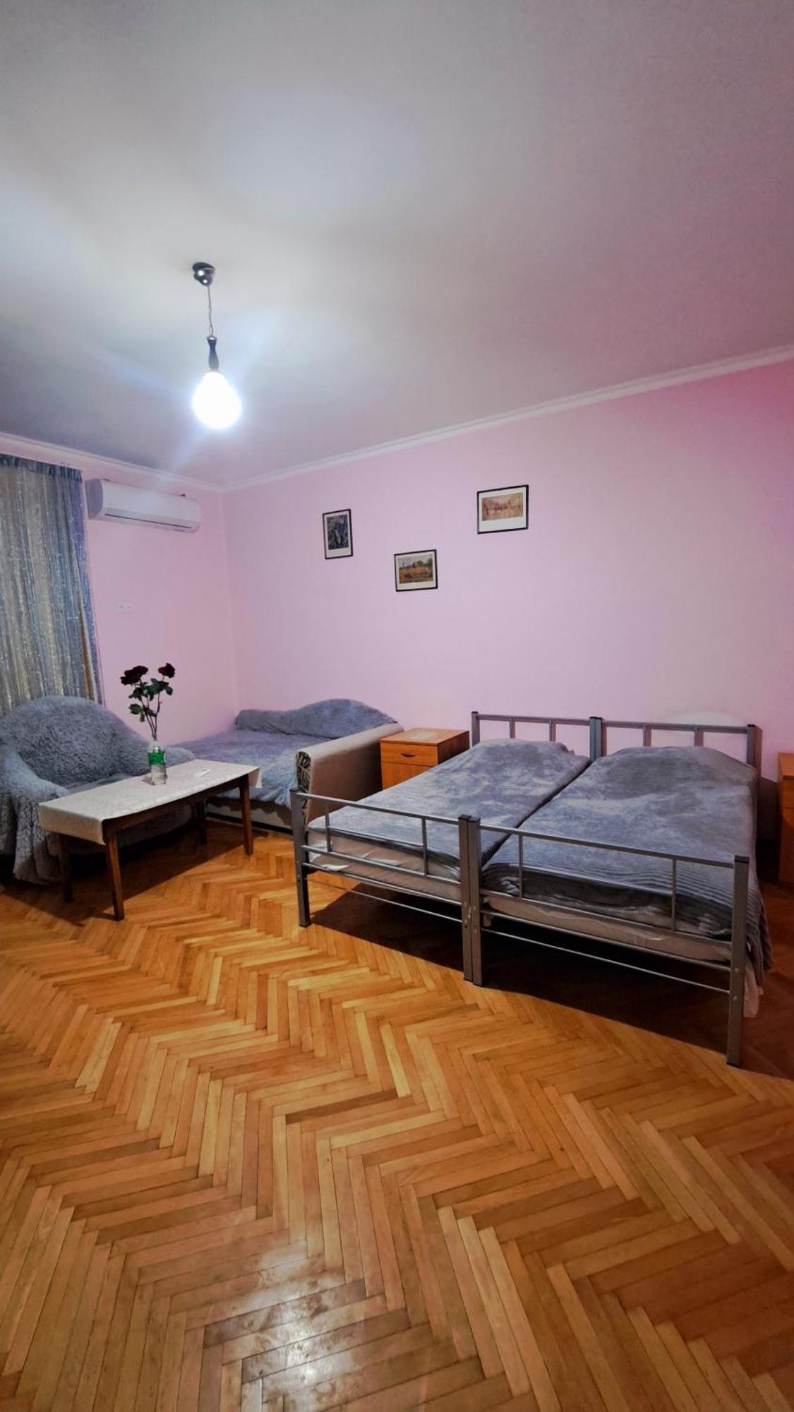 Apartment With A Nice Terrace In Old City Center Tbilisi Buitenkant foto