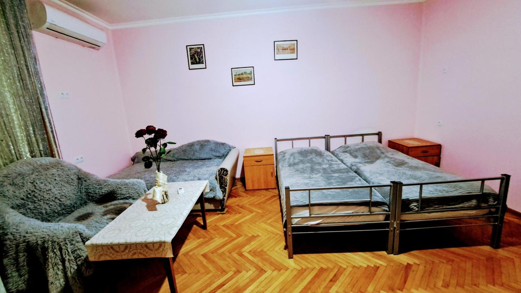 Apartment With A Nice Terrace In Old City Center Tbilisi Buitenkant foto